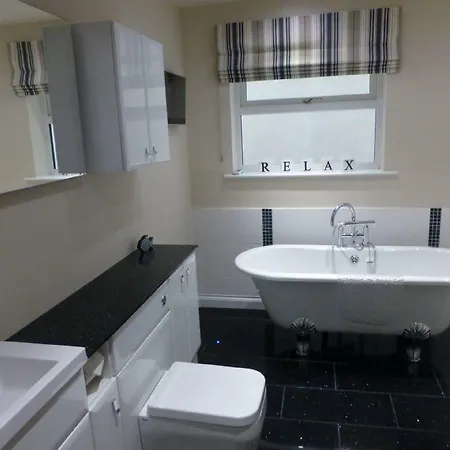 Meadow Croft Cottage, Hillcroft Park, * Pooley Bridge