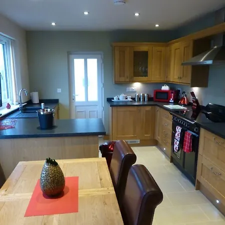 Сasa de vacaciones Meadow Croft Cottage, Hillcroft Park, *